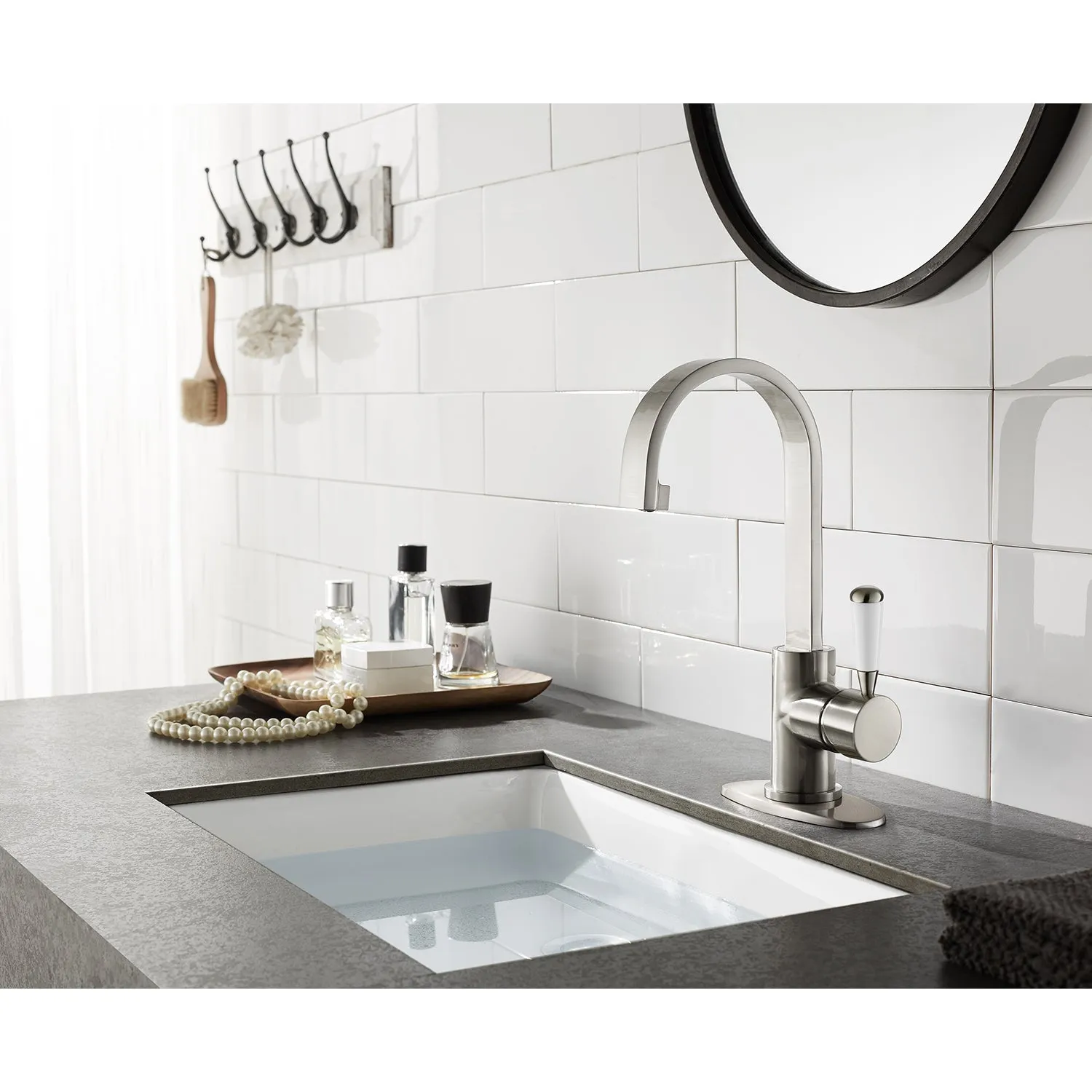 Fauceture LS8218DPL Paris Single-Handle Bathroom Faucet with Deck Plate & Drain