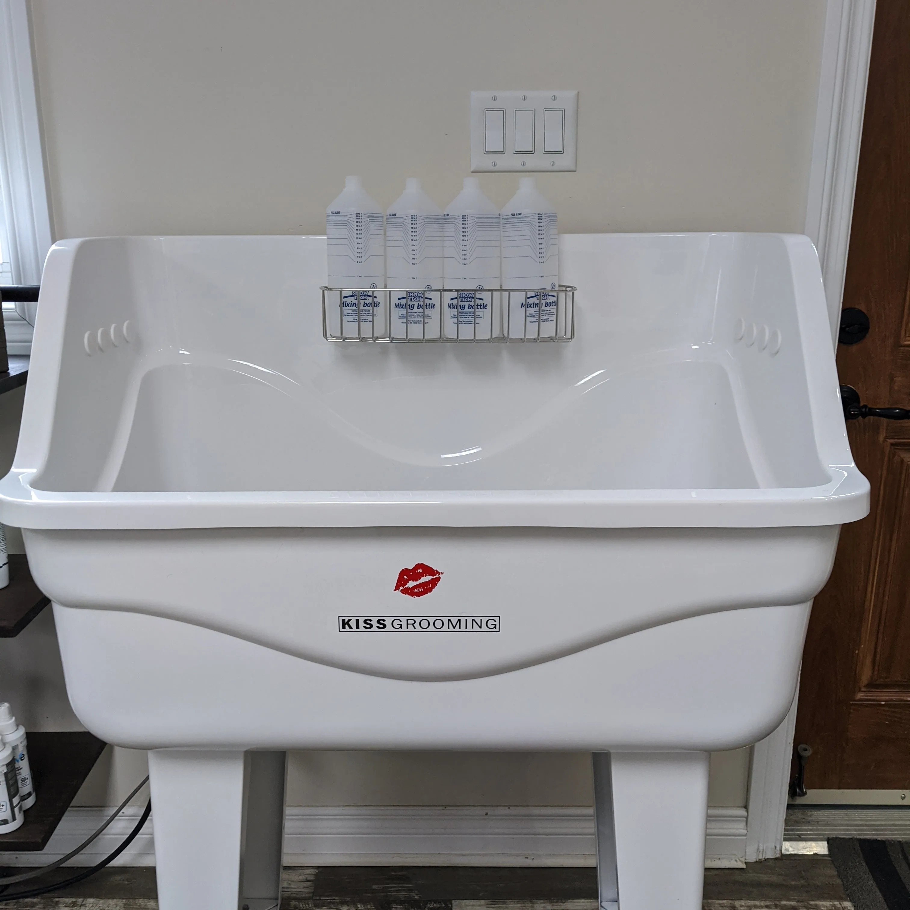 Small Acrylic Tub