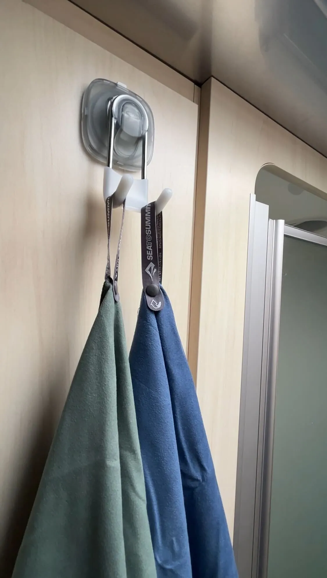 StrongHold™ Suction Hook by OXO